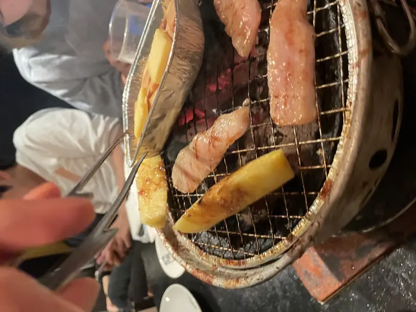 pinapple.jpg (3.5 MB)